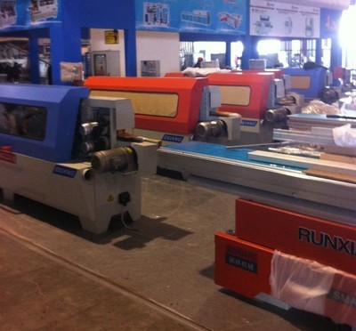 供應半自動直線封邊機 高速電機驅動的木材加工機械